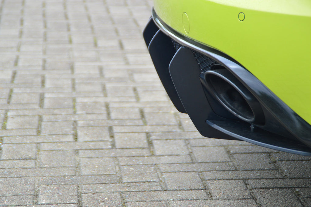 Racing Heckansatz Diffusor mit Seitenteilen für Audi RS4 B8 - Ingo Noak Tuning
