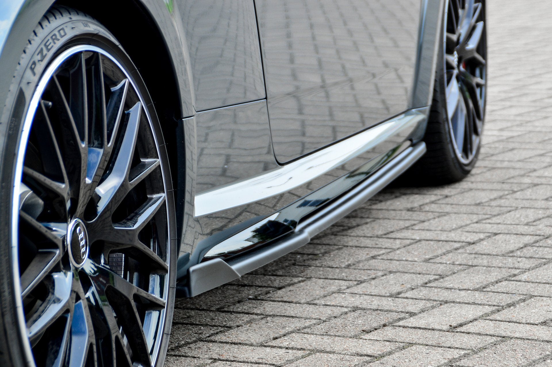 Cup Schweller mit Wing für Audi TT S-Line + TTS 8S + TTRS 8S - Ingo Noak Tuning