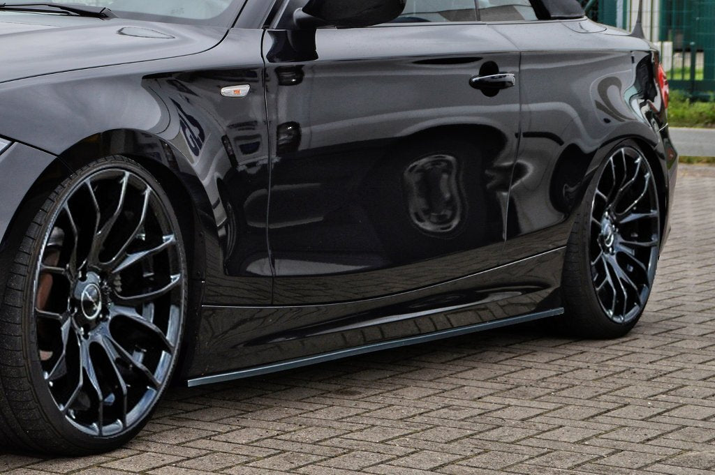 Seitenschweller im Cup Look für BMW 1er E81 E82 E88 Bj. 2004-2013 - Ingo Noak Tuning