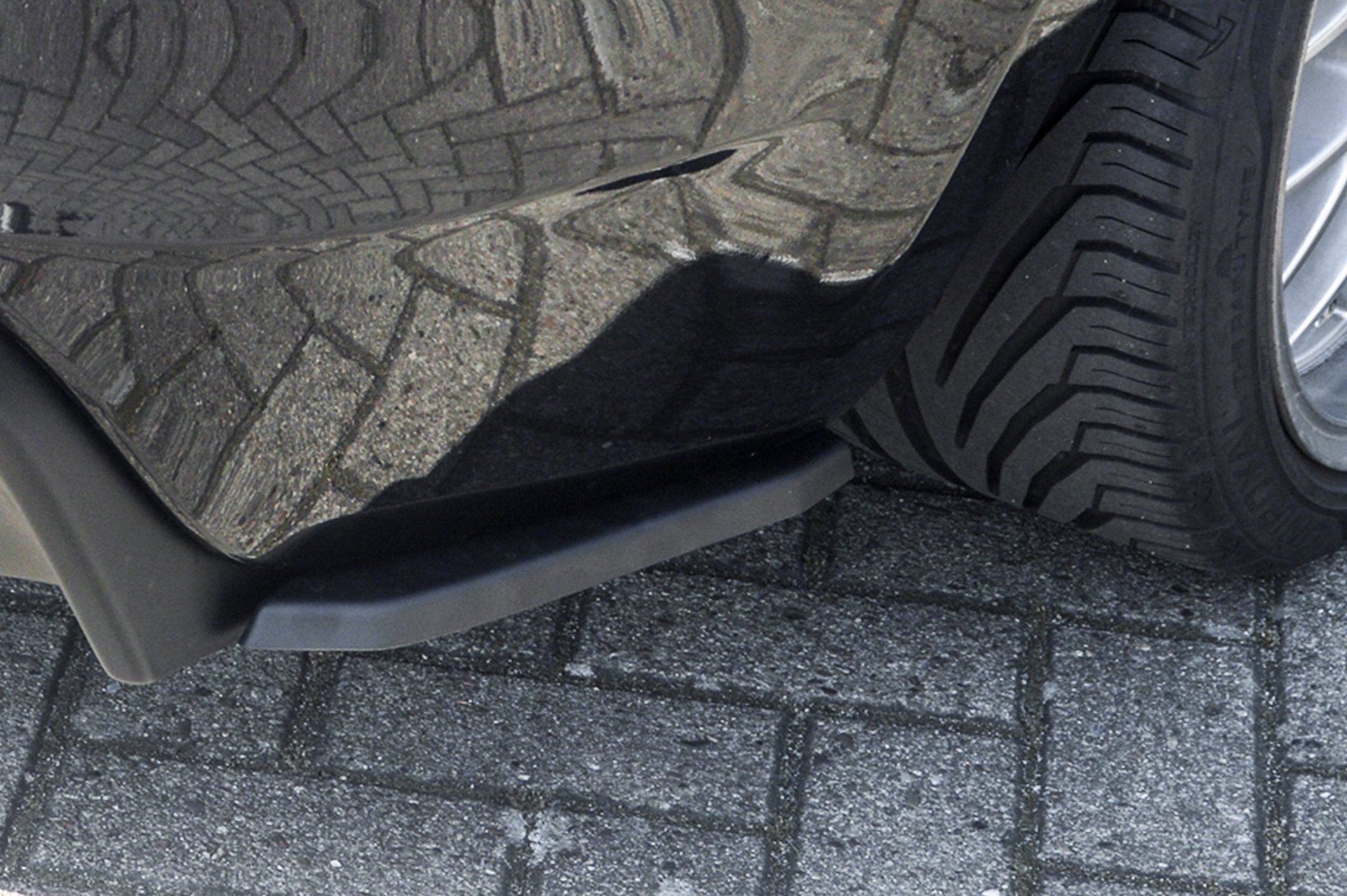 Heckansatz Seitenteile passend für BMW 1er E82 88 mit M-Paket Bj. 2007-2013 - Ingo Noak Tuning