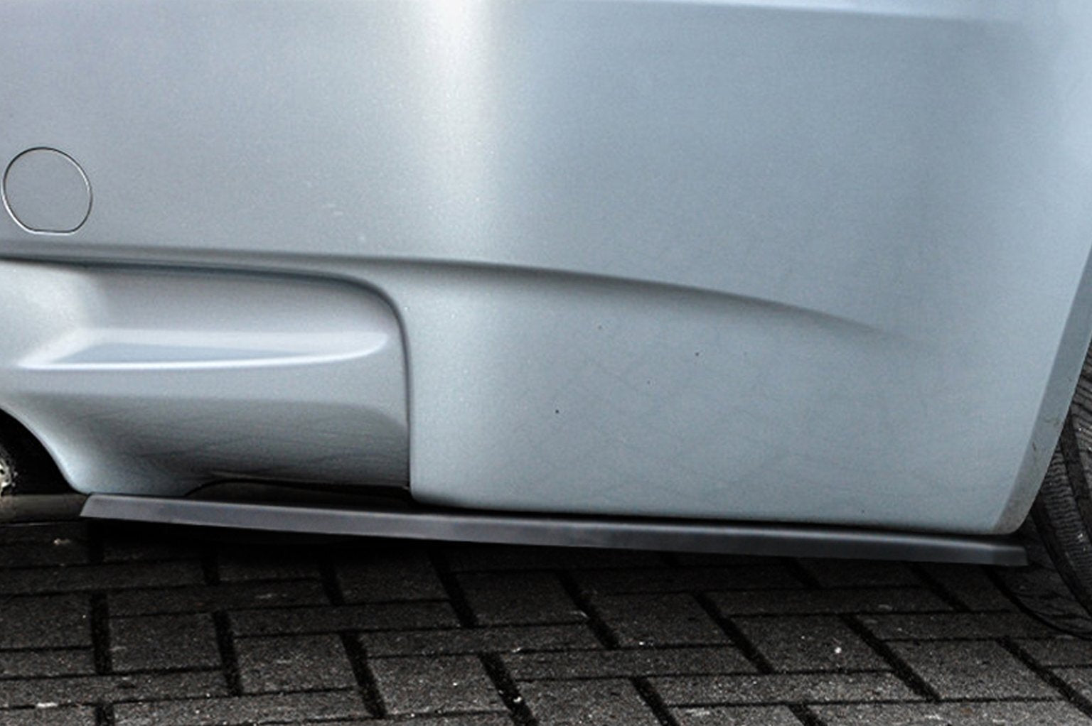 Heckdiffuser Set bestehend aus Mittelteil und Seitenteilen für BMW M3 E92 E93 Bj. 2007-2013