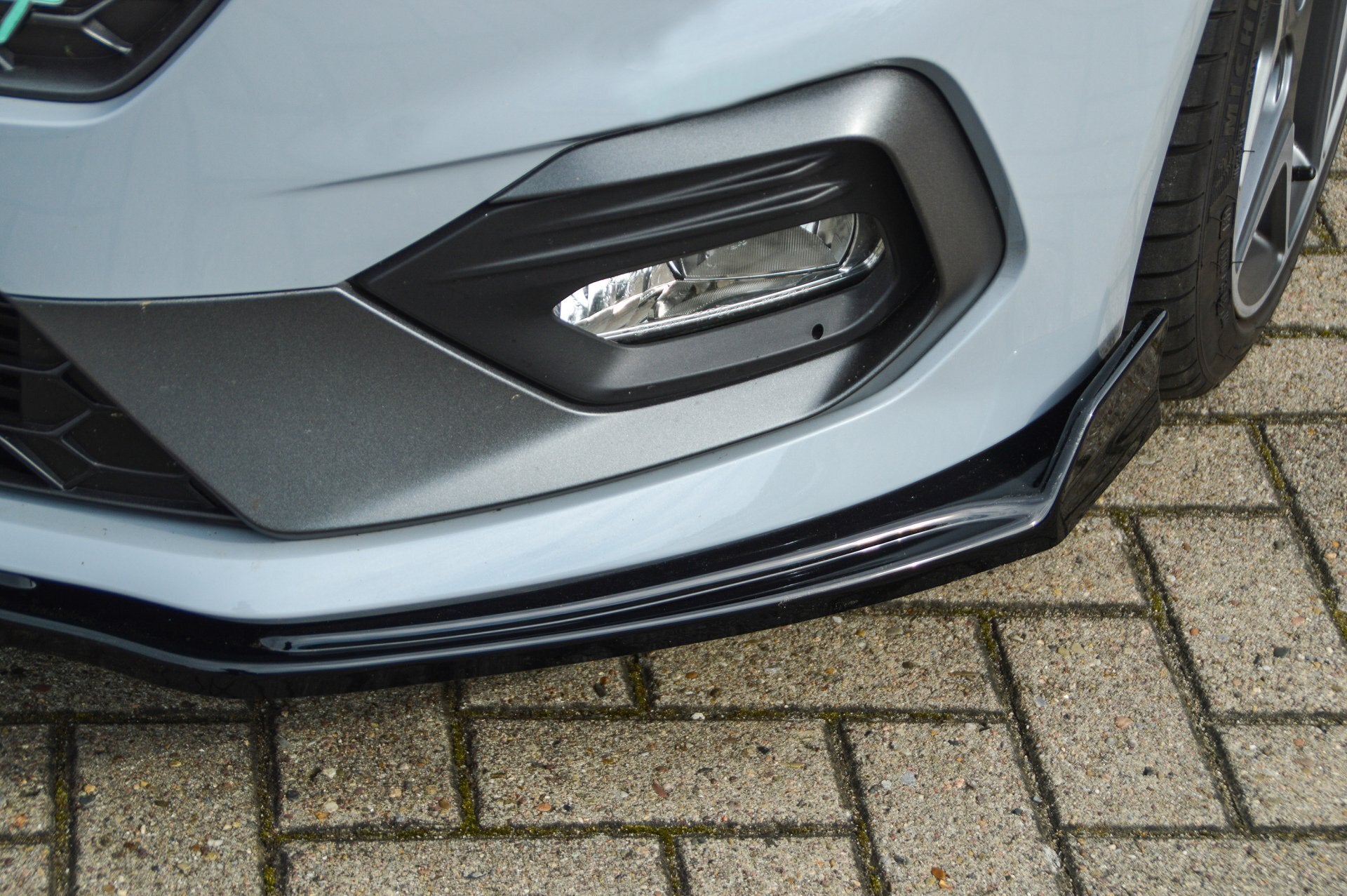 Frontspoilerlippe für Ford Fiesta ST MK8, Ingo Noak Tuning, sportliches Design, aus langlebigem Material, passt perfekt zum Fahrzeug.
