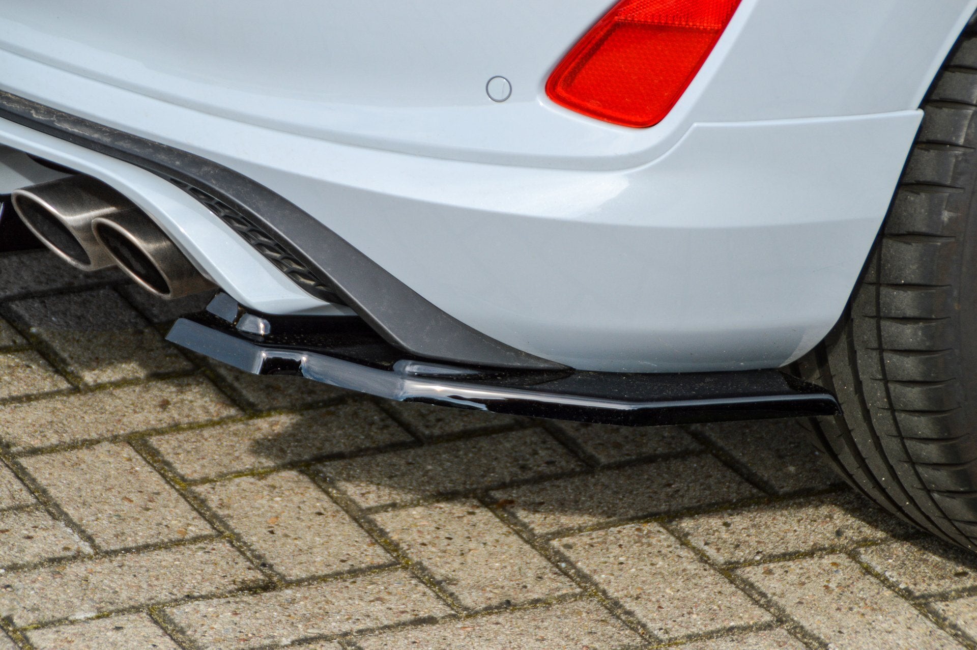 Heckansatz aus ABS für Ford Fiesta ST MK8 JHH