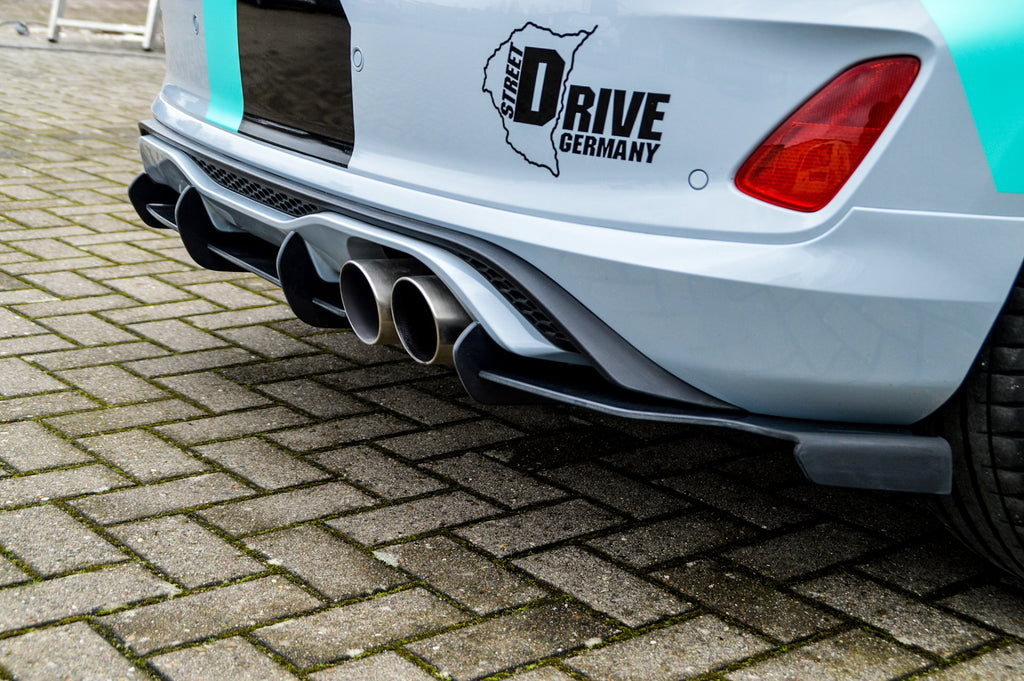 Gefräster Heckansatz mit Finnen aus ABS für Ford Fiesta ST MK8 JHH
