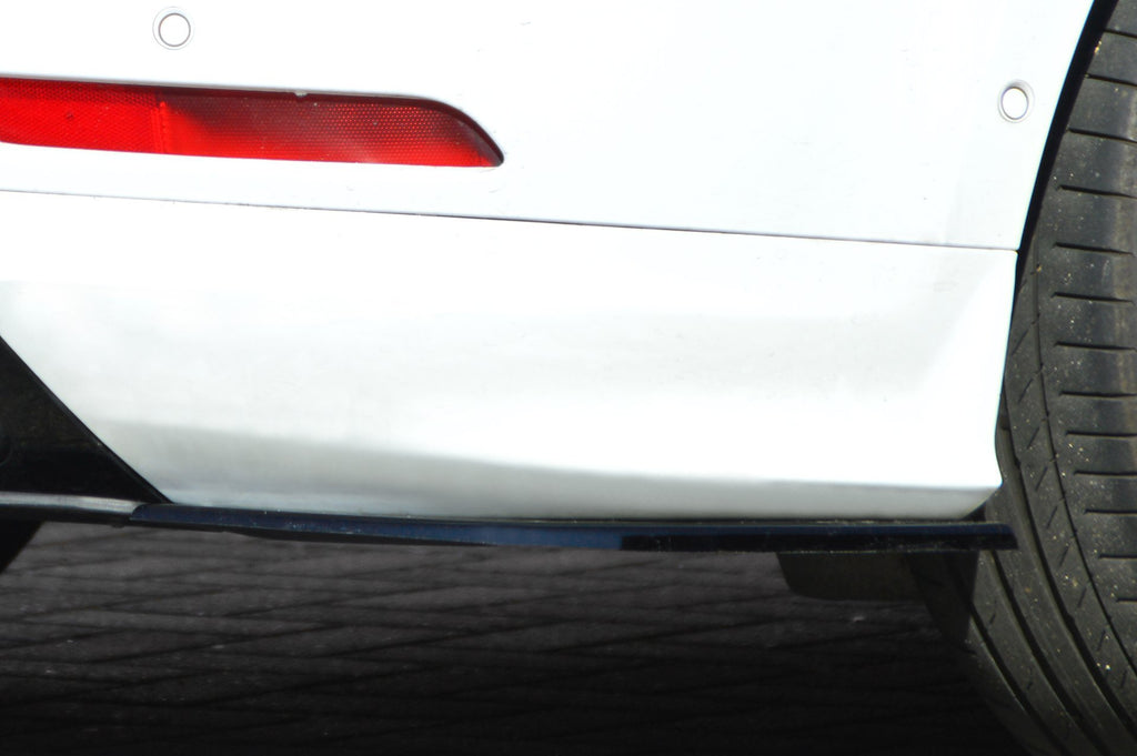 Seitenteile für Ford S-Max 2 ST-Line ab 2015-2019, Heckansatz, Ingo Noak Tuning, passend für Fahrzeugmodell.