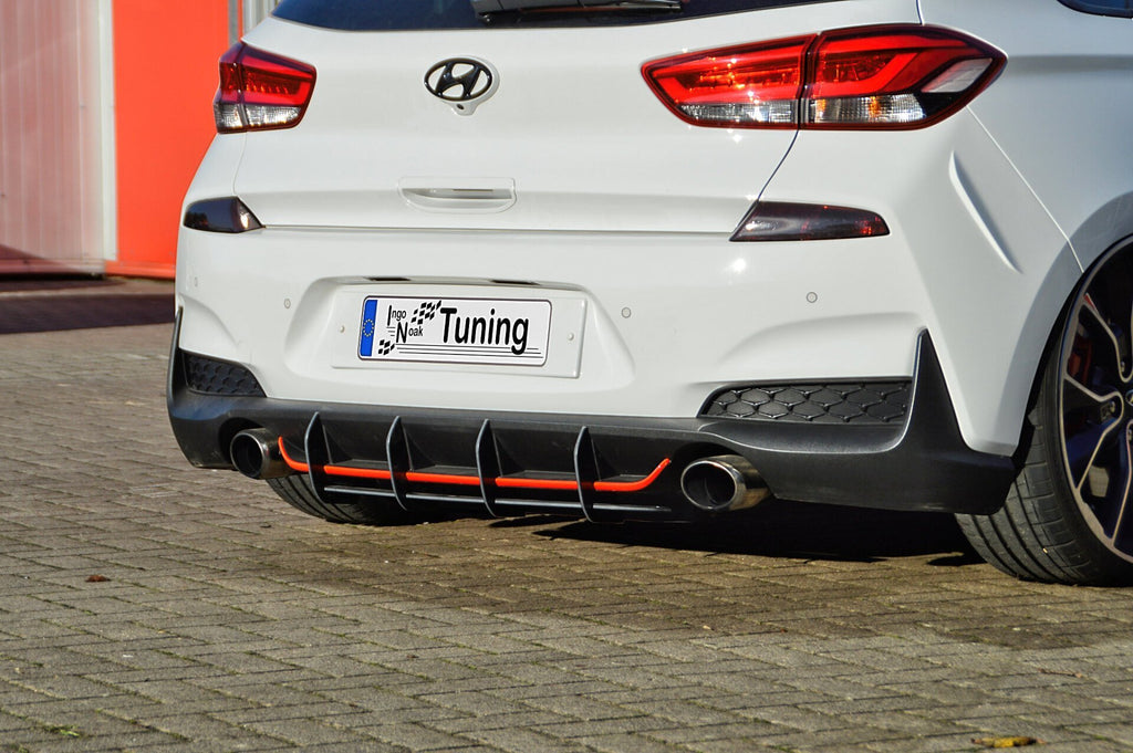 Racing Heckansatz für Hyundai i30N ab 2017, Ingo Noak Tuning, sportliches Fahrzeug-Design, aus schwarzem Kunststoff gefertigt