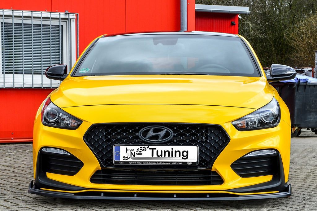 Ingo Noak Tuning Frontspoilerlippe für Hyundai I30 N-Line Fastback ab 2017-2021, zeigt die aerodynamische Fahrzeugfront.