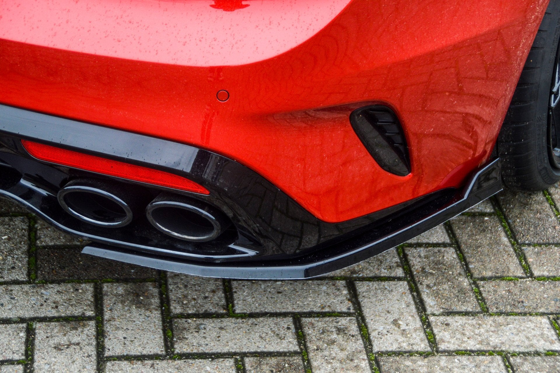 Seitliche Heckansatz Seitenteile für Kia Stinger CK von Ingo Noak Tuning, aus hochwertigem Kunststoff, passend für verbessertes Design