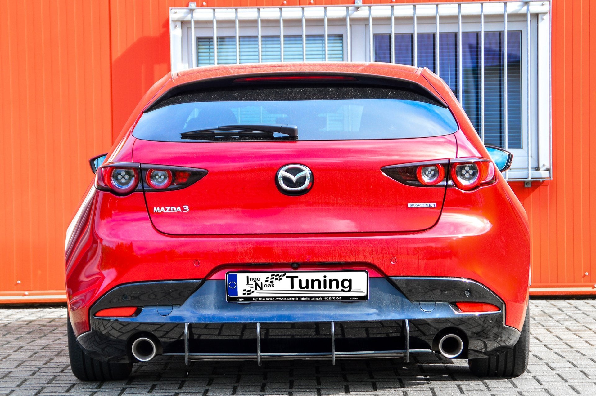 Gefräster ABS-Heckansatz für Mazda 3 BP von Ingo Noak Tuning, sportliches Autozubehör, detailreiche Verarbeitung