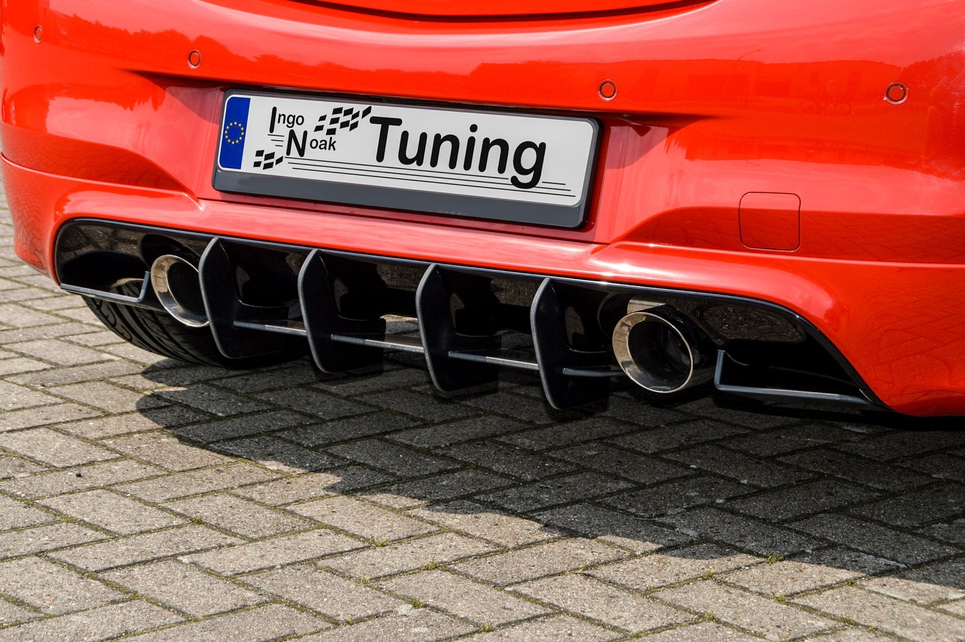 Gefräster Heckansatz mit Finnen V2 für Opel Corsa E OPC, schwarzes Tuning-Bodykit, detailreiche Verarbeitung, Ingo Noak Tuning