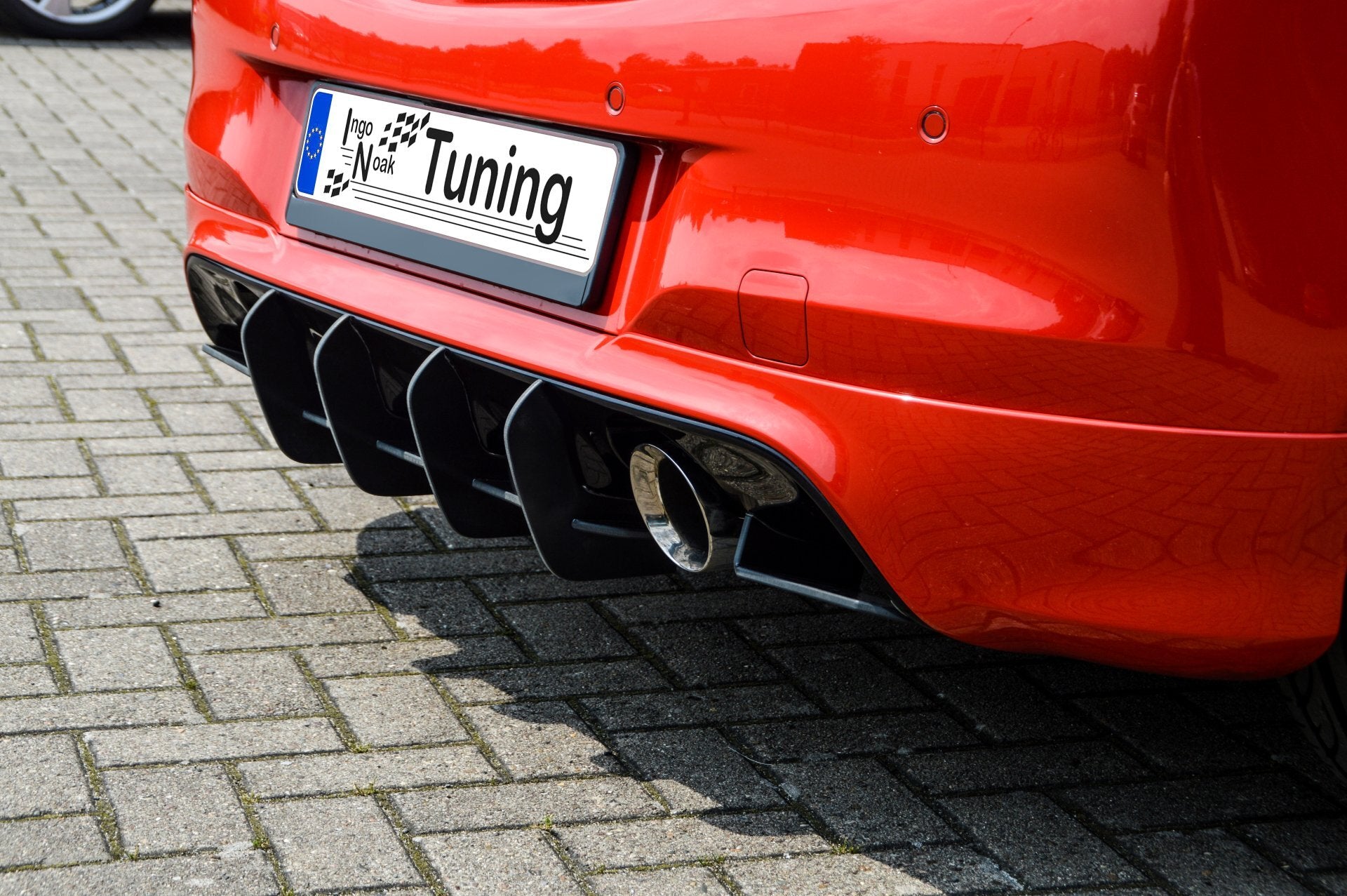 Gefräster Heckansatz mit Finnen V2 für Opel Corsa E OPC, Ingo Noak Tuning, zeigt den sportlichen Heckstoßfänger mit Flossen.