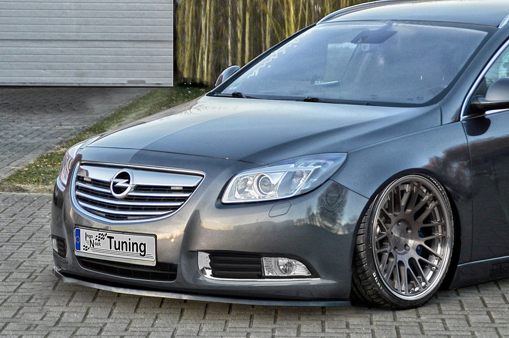 Frontspoilerlippe für Opel Insignia A von Ingo Noak Tuning, sichtbar auf dem Auto, passend für sportliches Design.