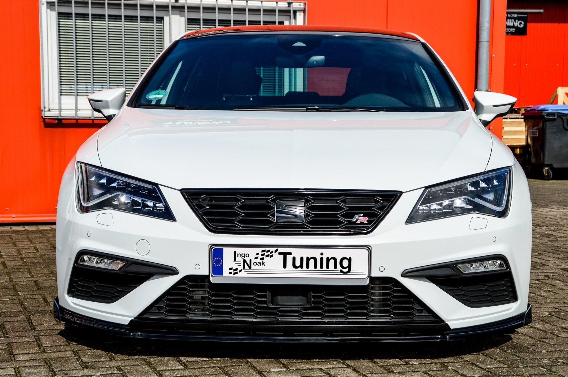 Frontspoilerlippe mit Wing aus ABS für Seat Leon 5F Facelift FR Cupra, passend für Ingo Noak Tuning.