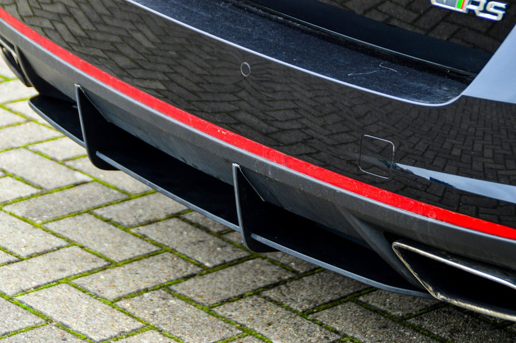 Bodykit für Skoda Octavia RS 5E von 2012 bis 2016, inklusive Stoßstangen, Seitenschweller und Heckschürze, von Ingo Noak Tuning