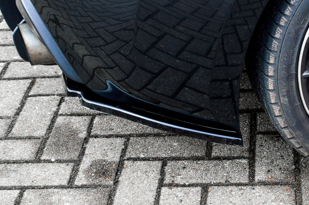 Seitenteile für Toyota GT86 ZN, Heckansatz von Ingo Noak Tuning, aerodynamisches Auto-Design, schwarze Kunststoffteile