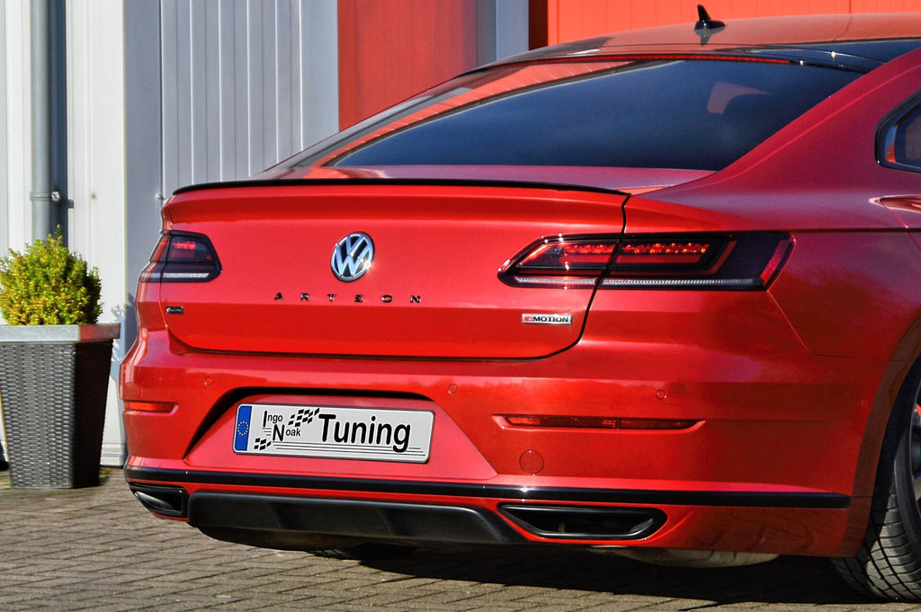 Hinterdiffusor für VW Arteon R-Line von Ingo Noak Tuning, aus schwarzem Kunststoff, zeigt detaillierte Designmerkmale