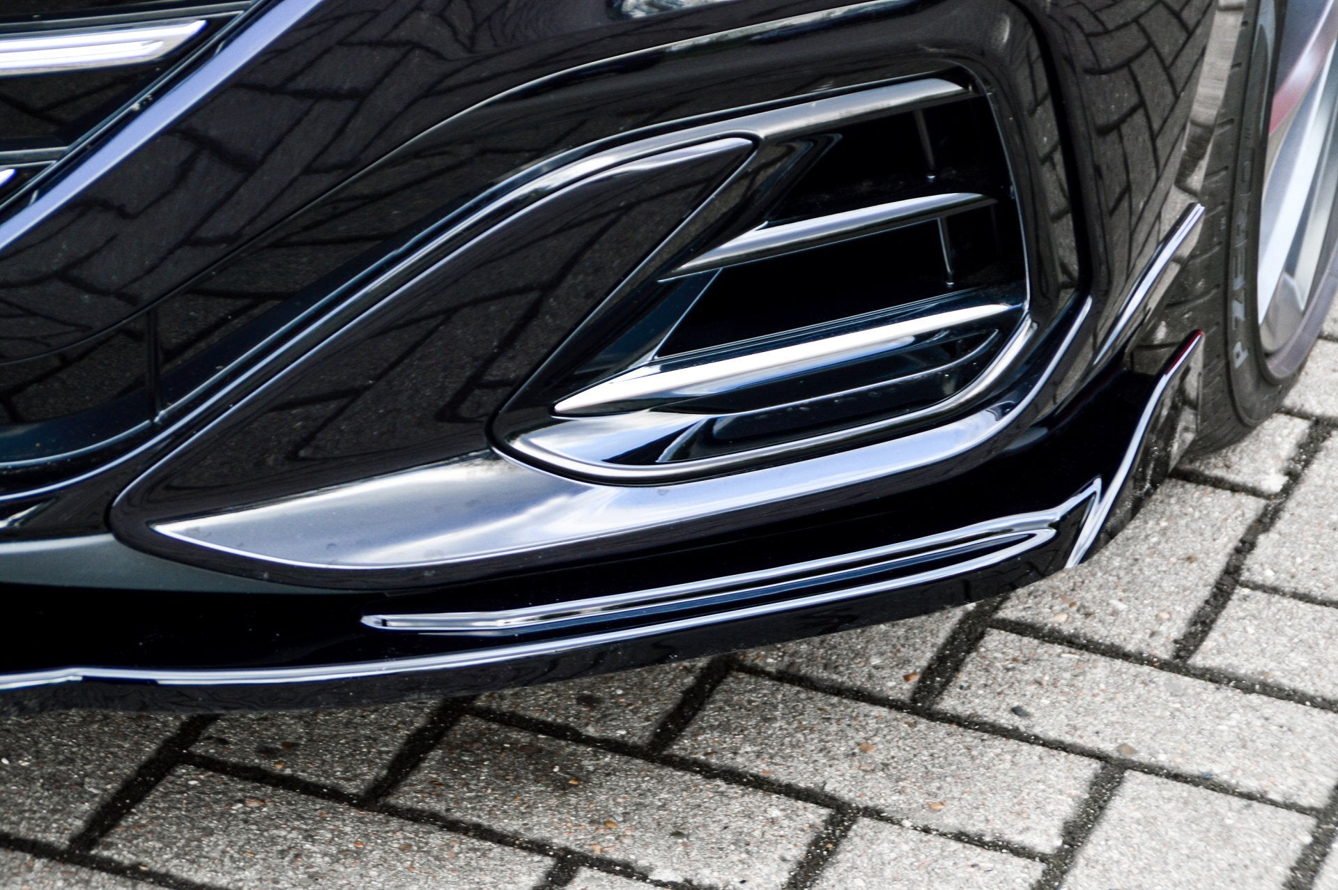 Cup Frontspoilerlippe mit Wing für VW Arteon R-Line inkl-Shooting Break