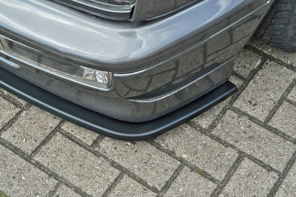 Original VW Golf 3 GTI Frontspoiler mit Cup Spoilerlippe von Ingo Noak Tuning, zeigt die aerodynamische Spoilerlippe vorne.