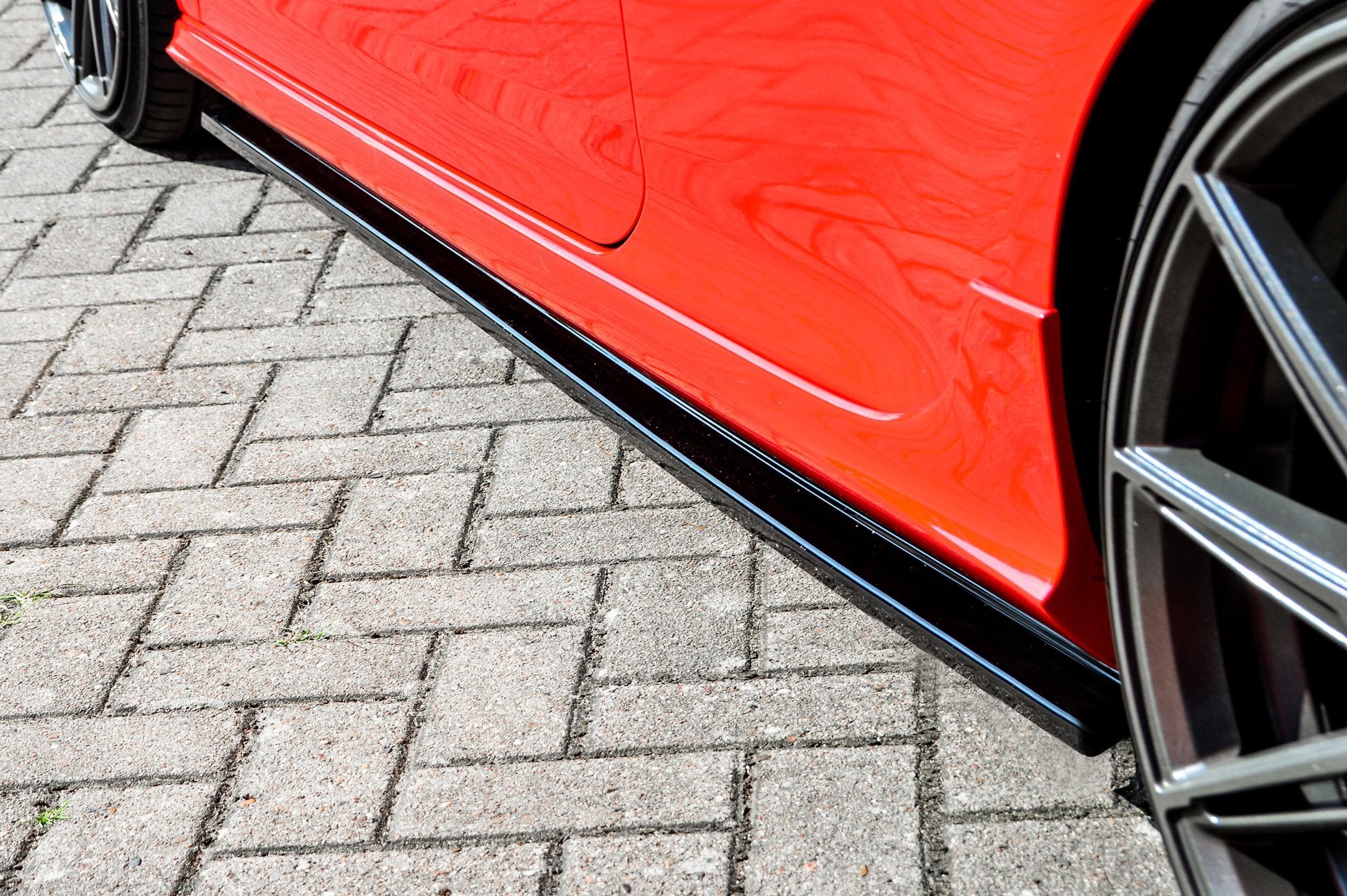 CUP7 Seitenschweller im für VW Golf 5 GTI R32 Pirelli