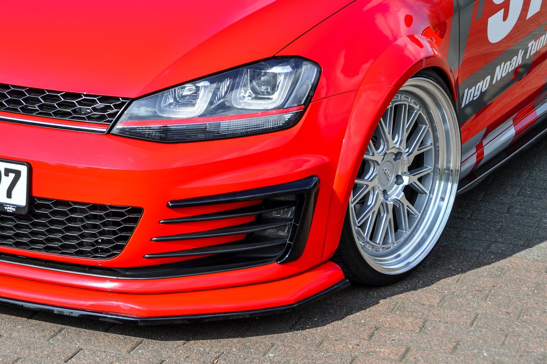 Blenden für NSW in Clubsport Optik aus ABS für VW Golf 7 GTI