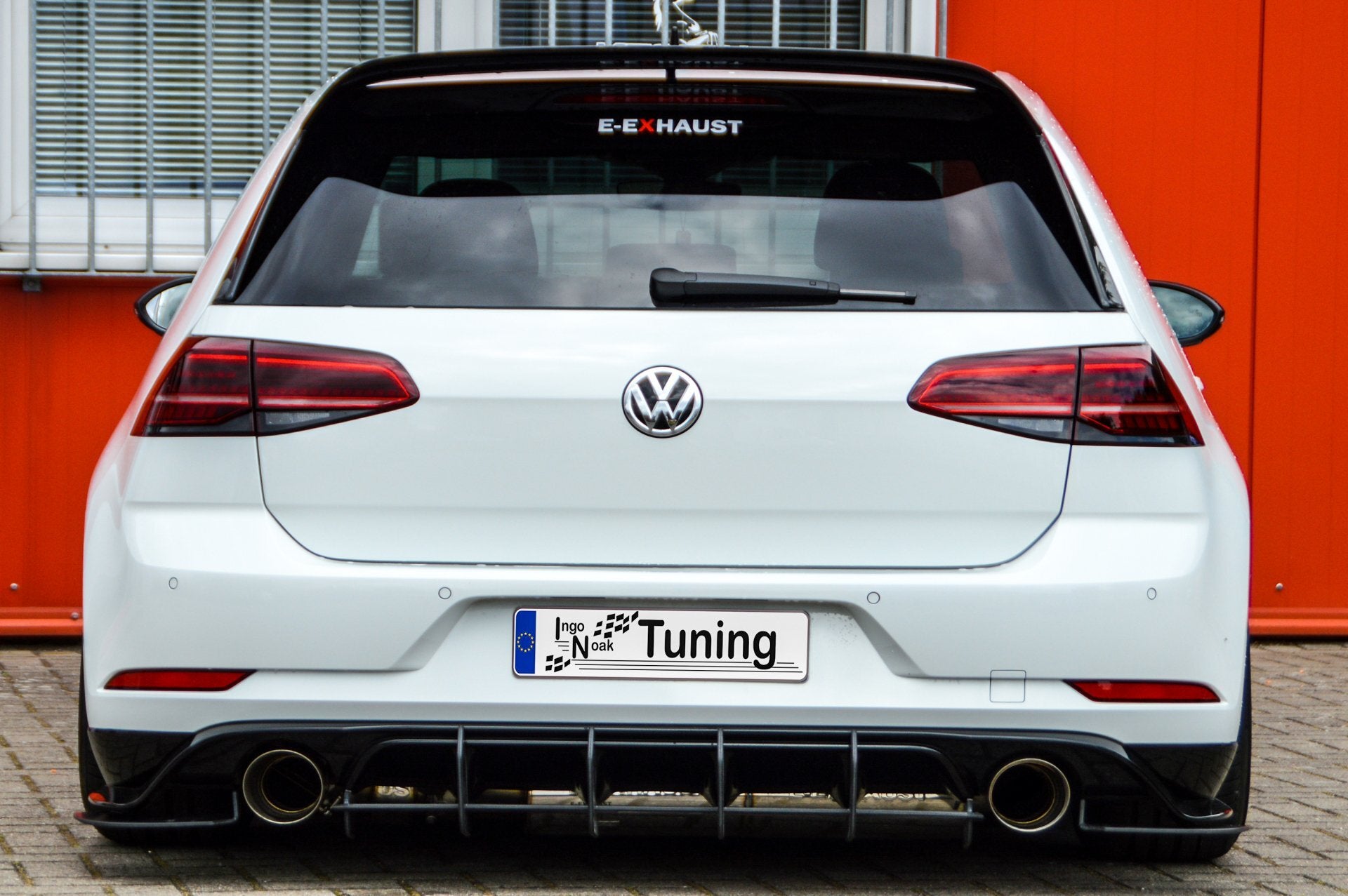Racing Heckansatz Diffusor mit Seitenteilen für VW Golf 7 GTI TCR