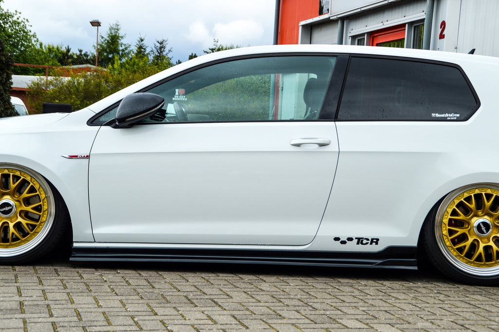 Seitenschweller mit Wings für VW Golf 7 GTI TCR