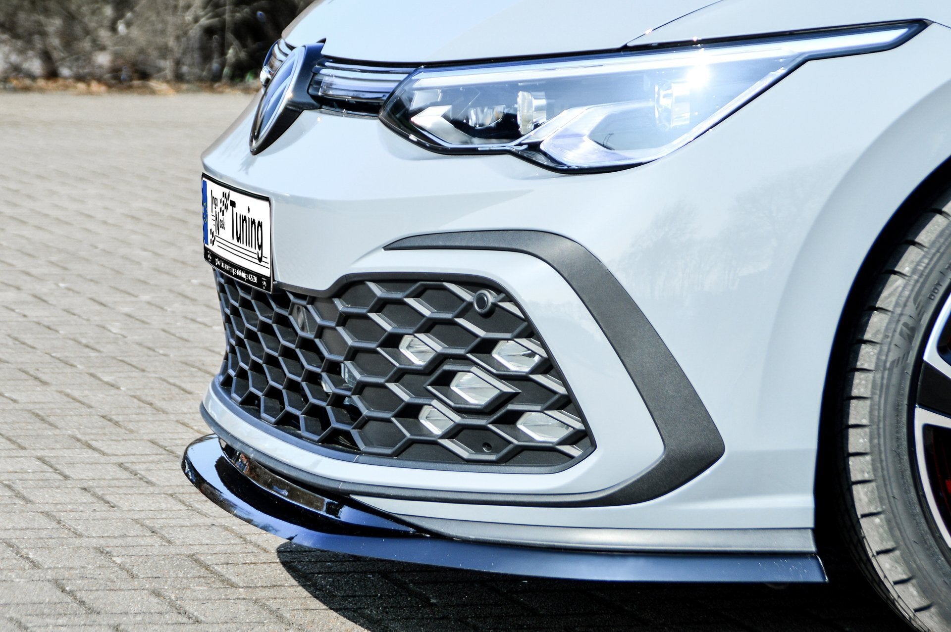 CUP Frontspoilerlippe V2 passend für VW Golf 8 GTI + GTD