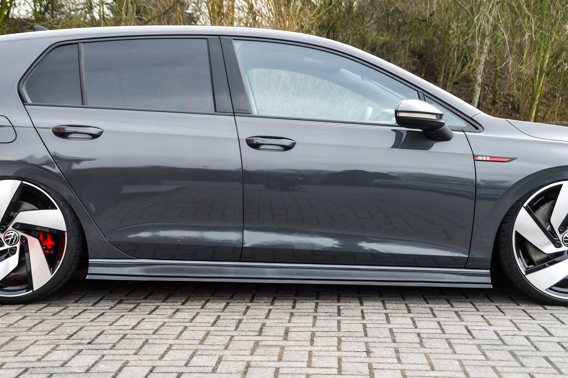 CUP Seitenschweller aus ABS für VW Golf 8 GTI + GTD