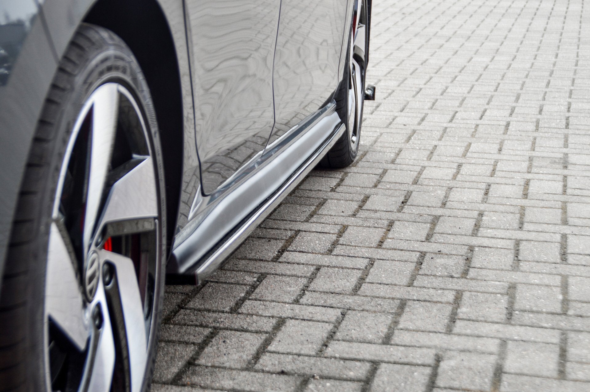 CUP Seitenschweller aus ABS für VW Golf 8 GTI + GTD
