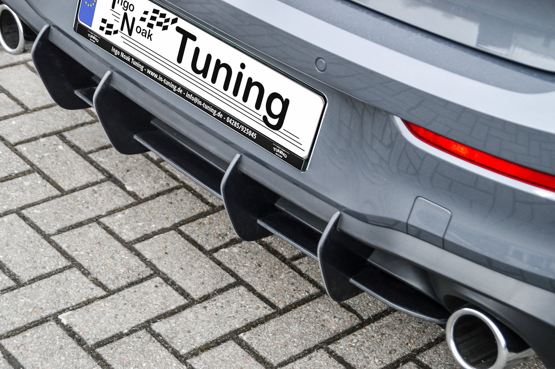 Gefräster Heckansatz Diffusor für VW Golf 8 GTI