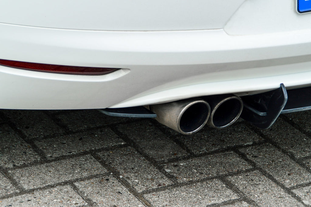 gefräster Heckansatz mit Finnen für VW Scirocco 3