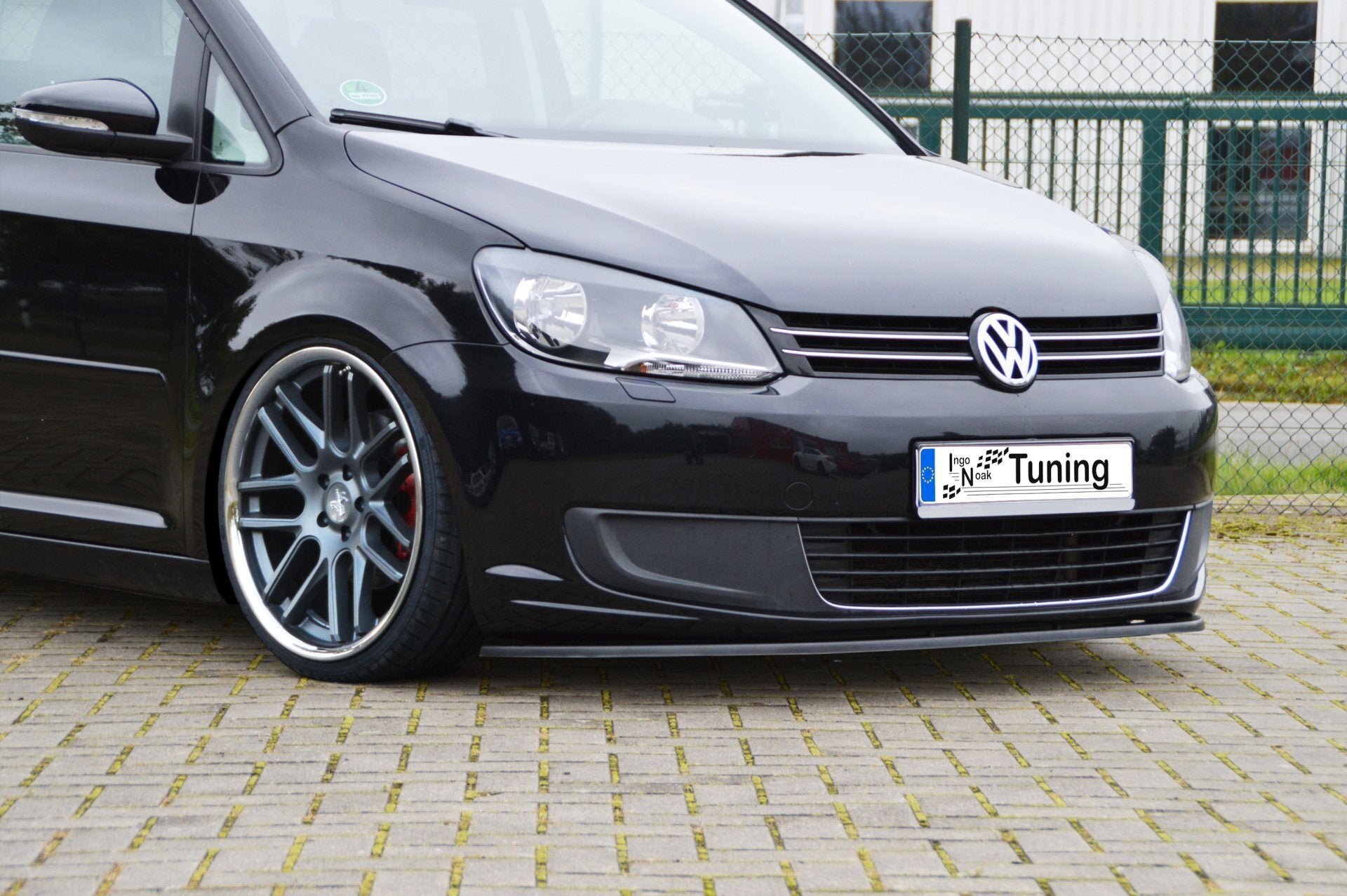 Cup Frontspoilerlippe für VW Touran Facelift 1T GP2 - Ingo Noak Tuning