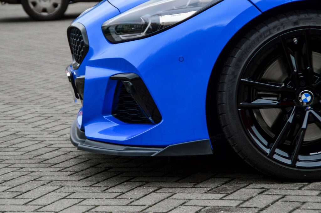CUP Frontspoilerlippe mit Wing  passend für BMW Z4 G29 mit M-Paket