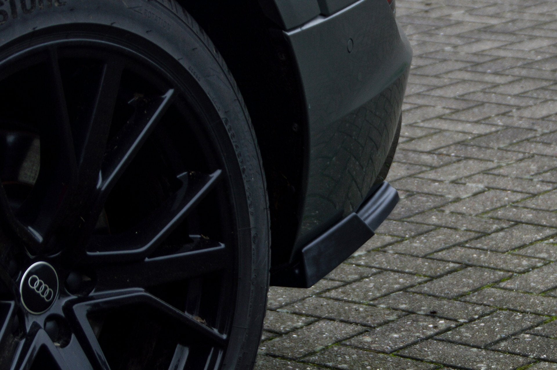Heckansatz Seitenteile mit Wing für Audi E-Tron Quattro