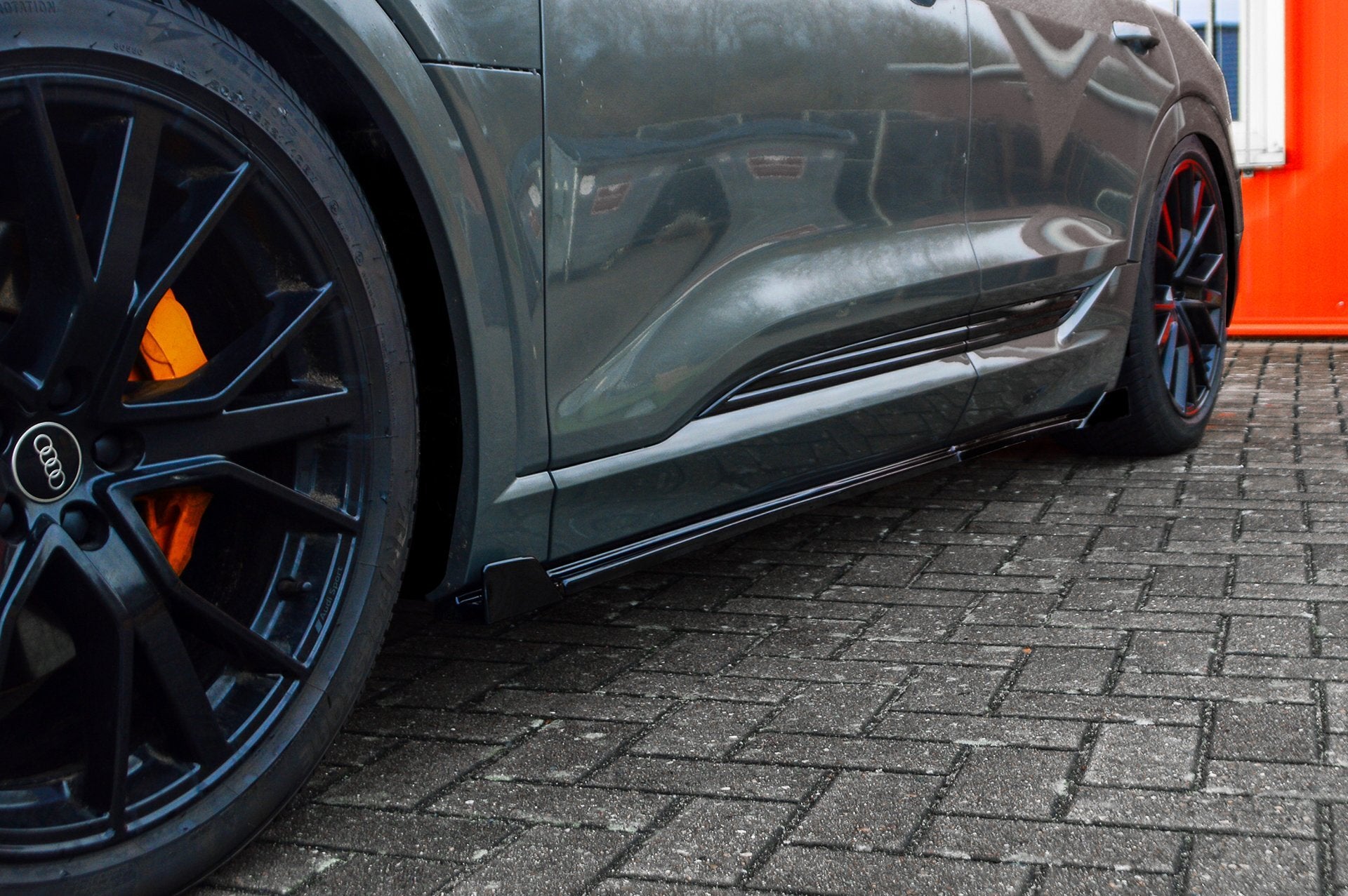 CUP Seitenschweller 6.tlg. mit Wing vorne + hinten für Audi E-Tron Quattro