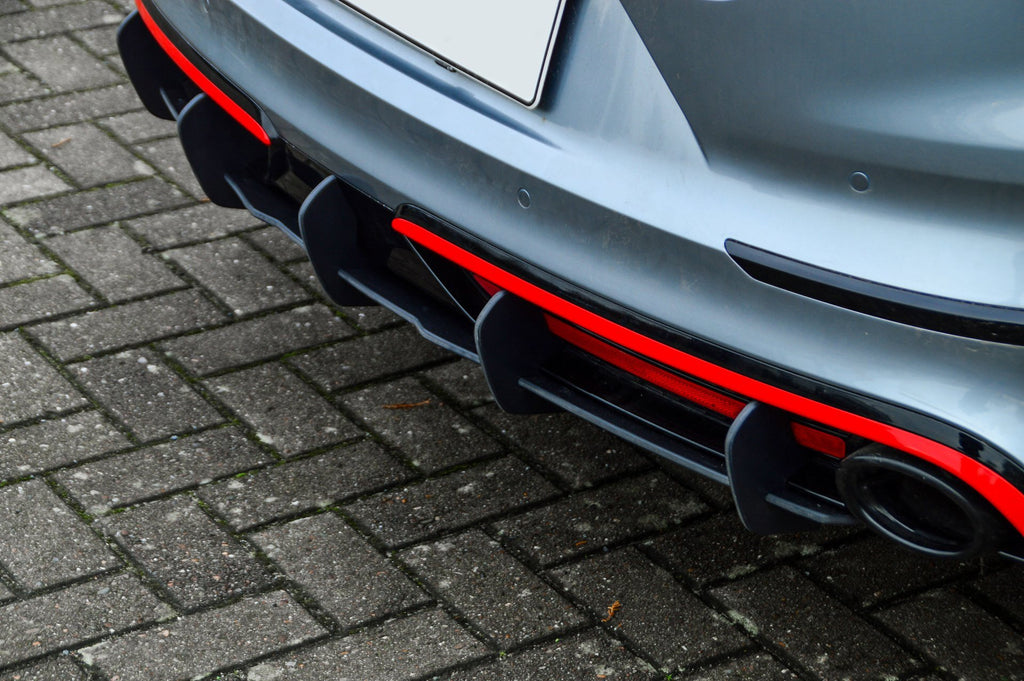 Heckdiffusor für Kia ProCeed GT ab 2021, Ingo Noak Tuning, zeigt den schwarzen Diffusor aus Kunststoff für sportliches Design.