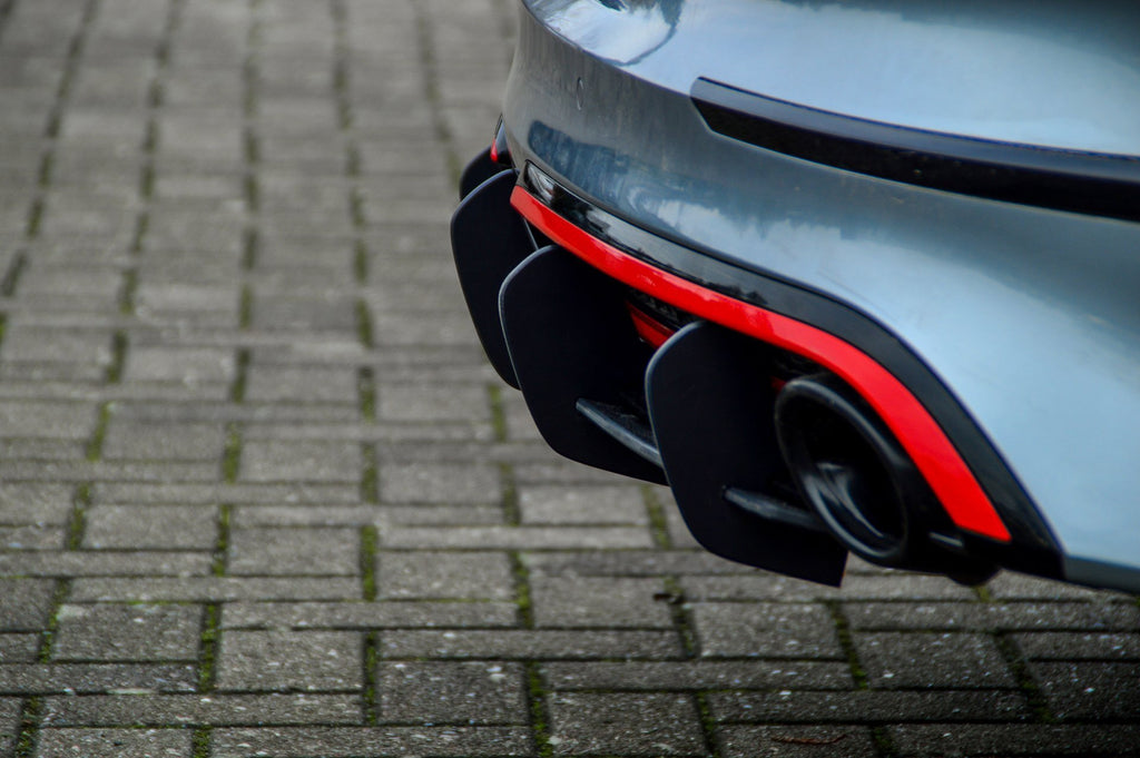 Heckdiffusor für Kia ProCeed GT ab 2021, Ingo Noak Tuning, aus schwarzem Kunststoff, zeigt den aerodynamischen Heckaufsatz