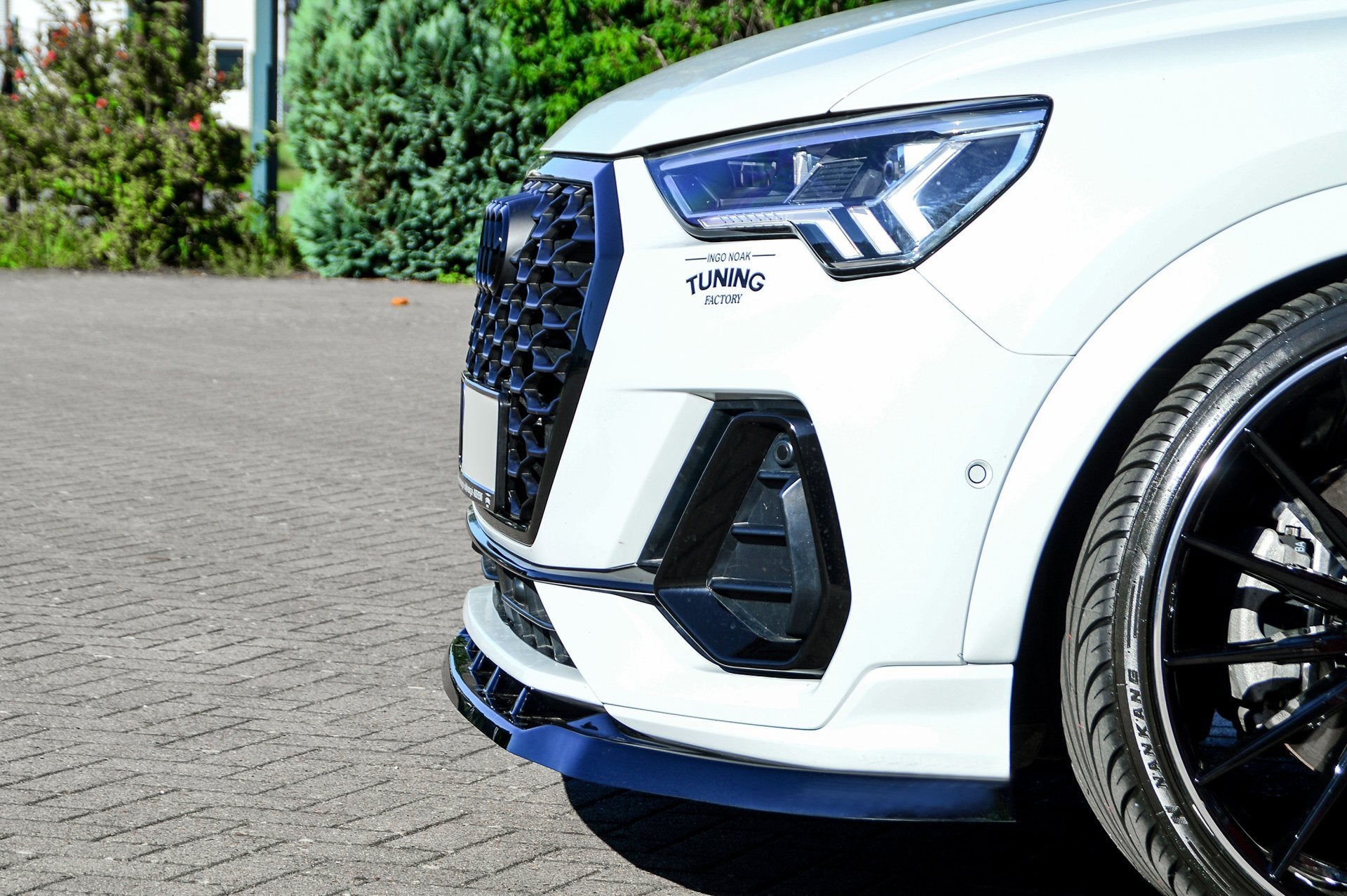 Cup Frontspoilerlippe für Audi Q3 F3/F3N mit S-Line aus ABS