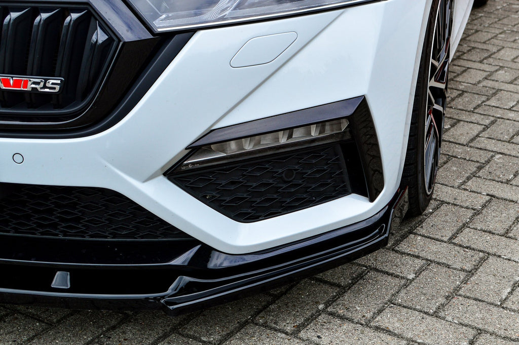 Cup Frontspoilerlippe mit Wings für Skoda Octavia RS NX ab Bj.2020-