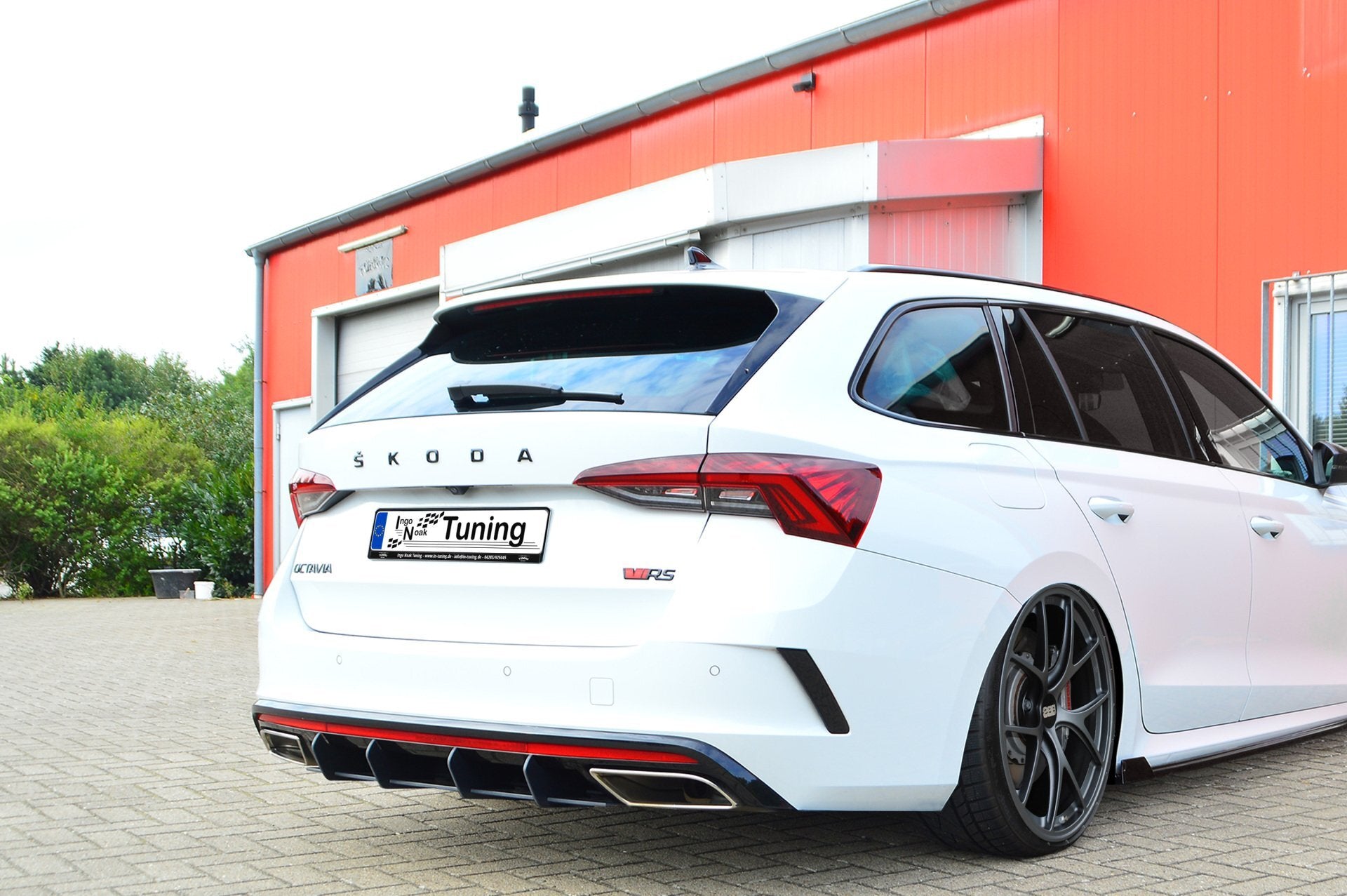 ABS-Heckansatz für Skoda Octavia RS NX ab 2020, Ingo Noak Tuning, sichtbarer Heckstoßfänger aus Kunststoff