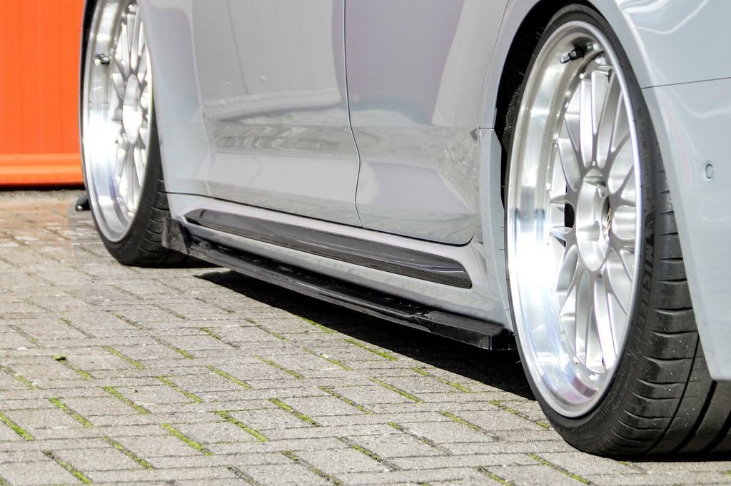 Seitenschweller mit Wing vorne für Audi RS4 B9