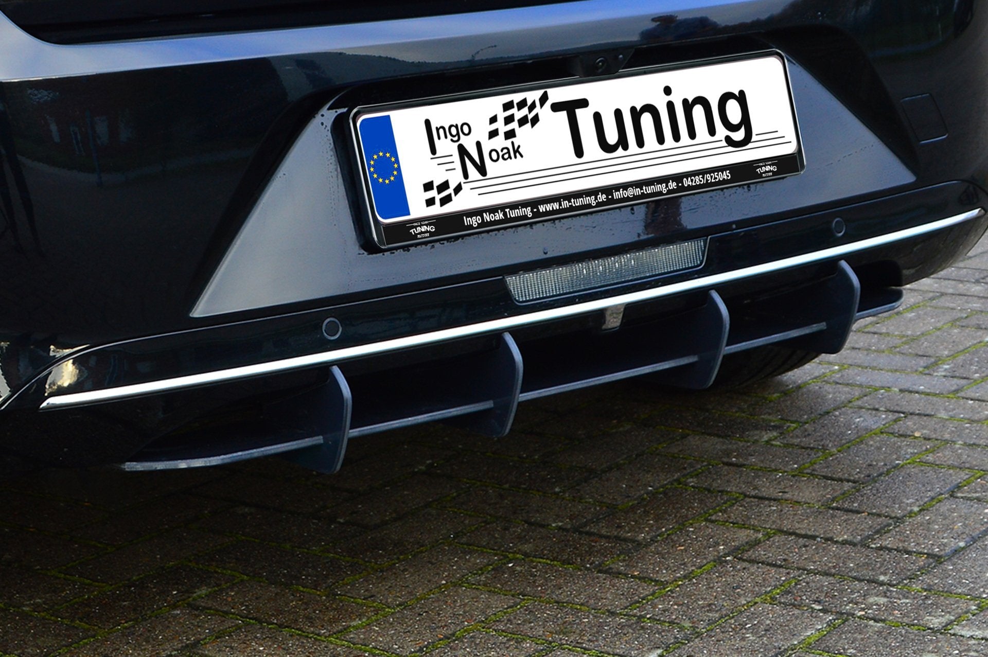 Gefräster Heckansatz mit Finnen für Opel Astra L