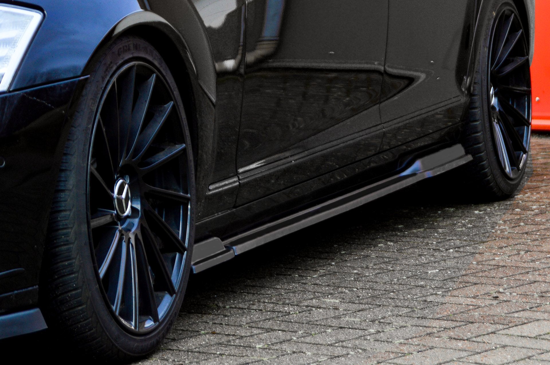 Seitenschweller im Cup Look für Mercedes S-Klasse V221 Langversion 4.tlg.