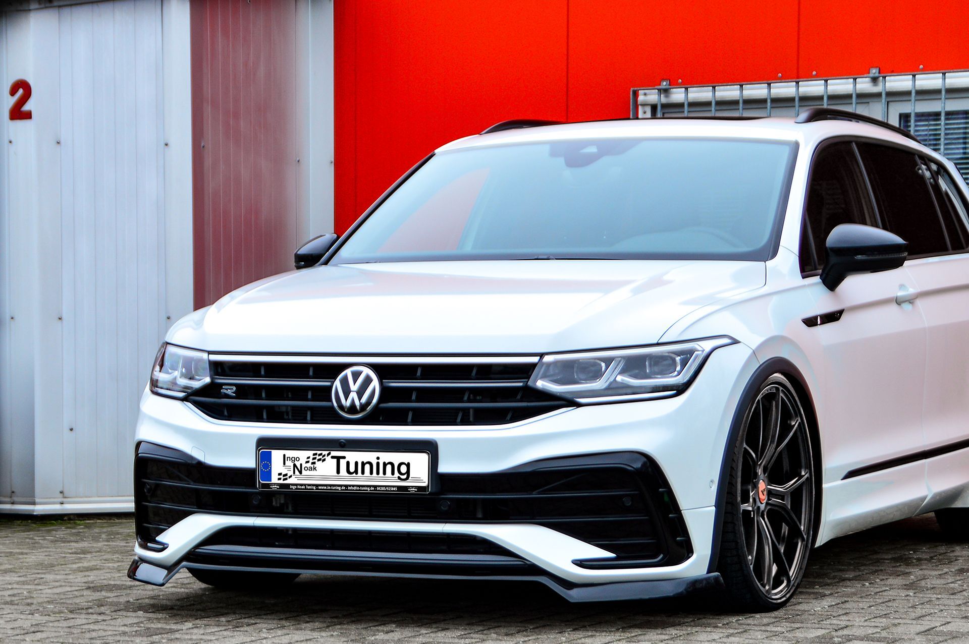 Cuplippe Spoilerschwert aus ABS für VW Tiguan 2 AD1 - Ingo Noak Tuning