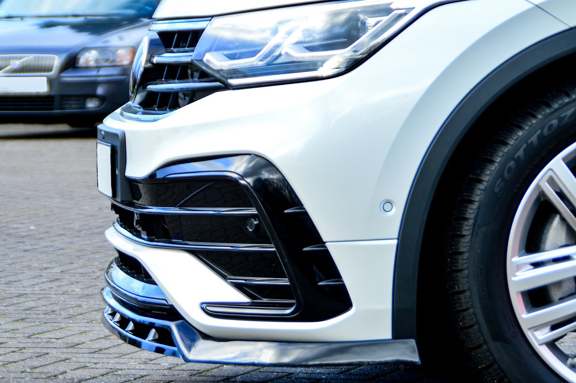 Cuplippe Spoilerschwert V2 aus ABS für VW Tiguan 2 AD1 - Ingo Noak Tuning