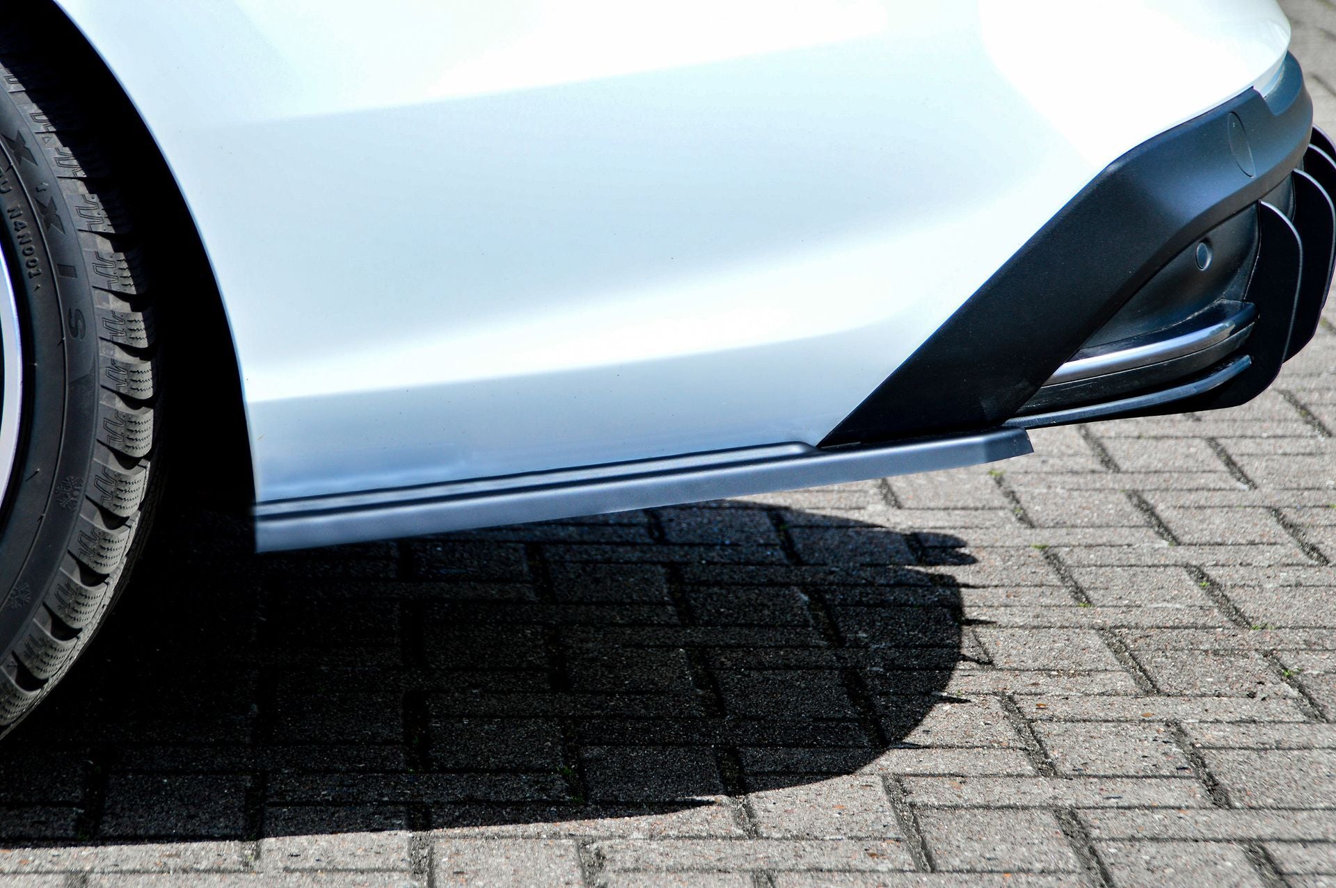Seitenteile für Hyundai I30 N-Line Kombi, Heckansatz von Ingo Noak Tuning, hochwertige Karosserieteile, sichtbar auf dem Fahrzeug