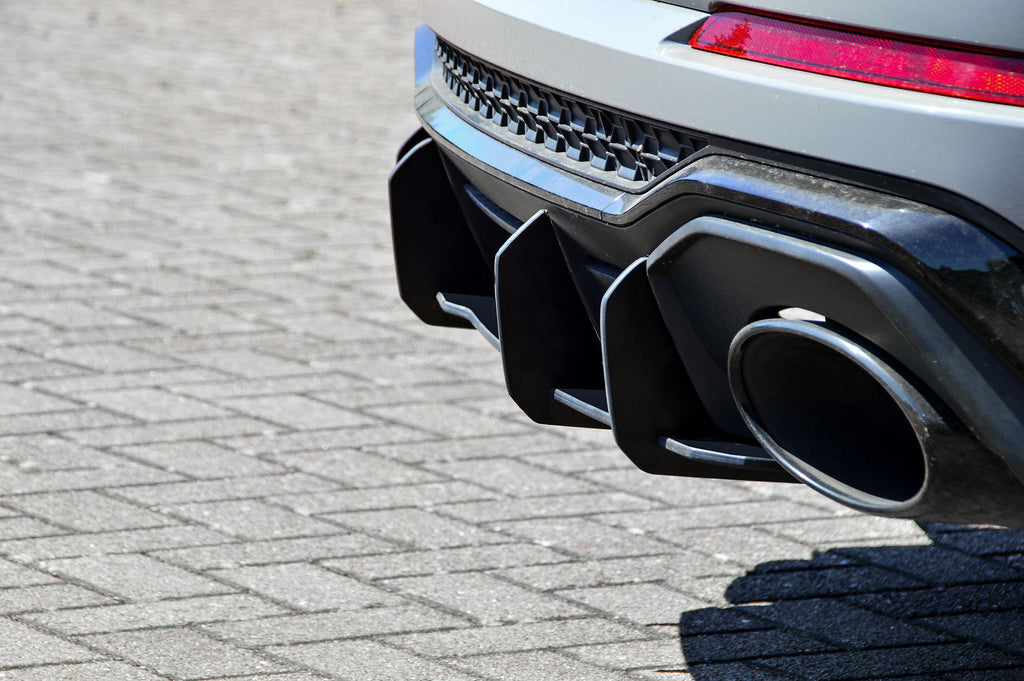 Gefräster Heckansatz für Audi RSQ3 FN