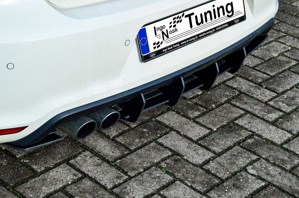 Gefräster Heckansatz für VW Polo GTI 6R von Ingo Noak Tuning, zeigt detaillierte Verarbeitung und passgenaue Form.