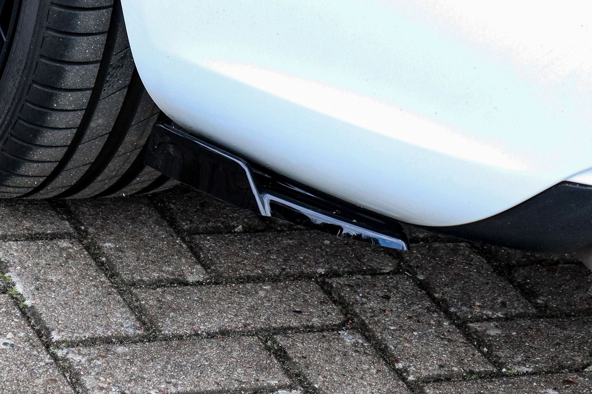 Heckansatz Seitenteile mit Wings für Audi A5 B8 Facelift ohne S-Line