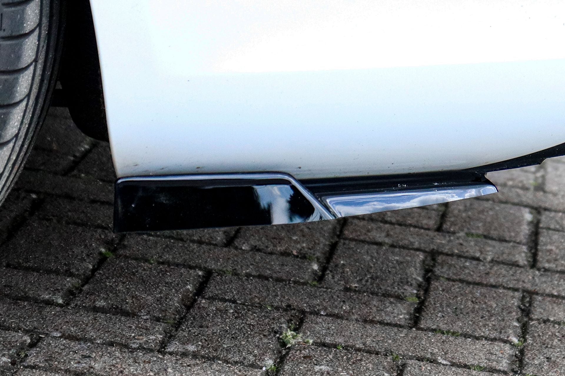 Heckansatz Seitenteile mit Wings für Audi A5 B8 Facelift ohne S-Line
